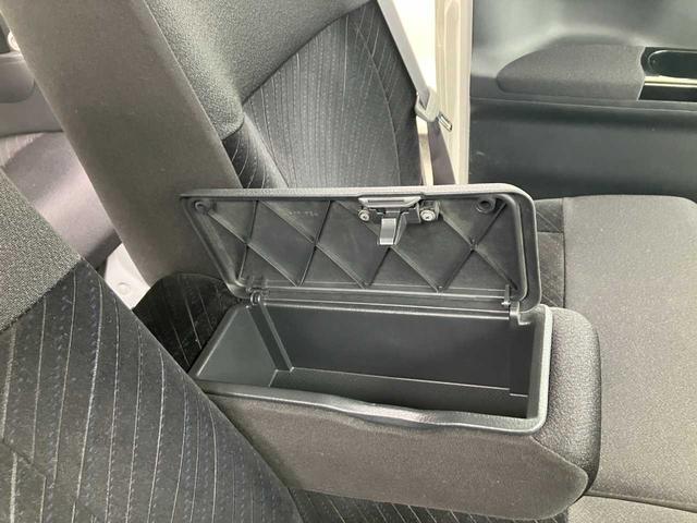 タント カスタムＲＳ　４ＷＤ　両側パワースライドドア　ナビ＆ＴＶ　ＥＴＣ　エンスタ（29枚目）