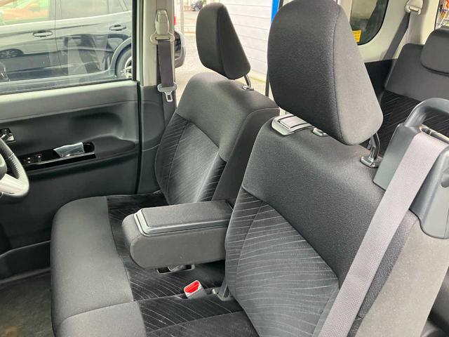 タント カスタムＲＳ　４ＷＤ　両側パワースライドドア　ナビ＆ＴＶ　ＥＴＣ　エンスタ（32枚目）