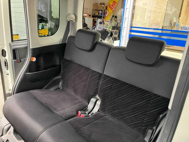 タント カスタムＲＳ　４ＷＤ　両側パワースライドドア　ナビ＆ＴＶ　ＥＴＣ　エンスタ（33枚目）