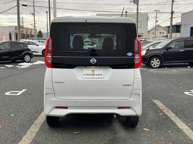 ルークス X 4WD ナビ&フルセグ アラウンドビューモニター エンジンスターター シートヒーター パワースライドドア(12枚目)