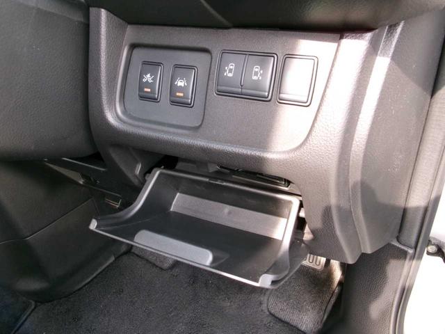 セレナ ハイウェイスター　Ｖセレ＋セーフティ　ＳＨＶ　Ａセフ　衝突軽減ブレーキ／両側パワースライド／前後ソナー／ナビ／フルセグＴＶ／Ｂｌｕｅｔｏｏｔｈ／ＤＶＤ再生／アラウンドビューモニタ／クルーズコントロール／アイドリングストップ／フォグランプ／ＥＴＣ／ドラレコ（26枚目）