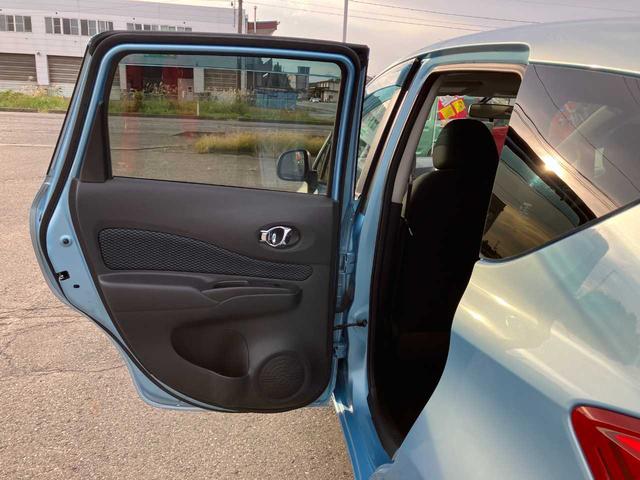 ノート Ｘ　ＦＯＵＲ　切替４ＷＤ／純正エンジンスターター／プッシュスタート／純正ナビＭＭ１１２－Ｗ／１セグＴＶ／ＣＤ／ＡＵＸ／ＥＴＣ／電動格納サイドミラー／スペアキー（41枚目）