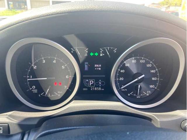 ランドクルーザー ＺＸ　ＷＡＬＤエアロ／マフラ／ＷＡＬＤ２０インチＬＳ／サンルーフ／黒革／ナビ／フルセグ／Ｂｌｕｅｔｏｏｔｈ／ＤＶＤ／フリップダウン／Ｂカメラ／シートヒーター＆クーラ／リアシートヒータ／フロント＆リアフォグ（15枚目）