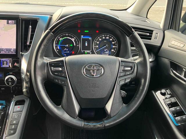アルファードハイブリッド SR Cパッケージ 寒冷地仕様/4WD/TRDエアロ/衝突軽減/エンジンスターター/アルパインナビ/フルセグTV/Bluetooth/DVD再生/フリップダウンモニタ/バックカメラ/ステアリングヒータ/シートヒータ&クー(14枚目)