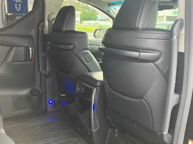 アルファードハイブリッド SR Cパッケージ 寒冷地仕様/4WD/TRDエアロ/衝突軽減/エンジンスターター/アルパインナビ/フルセグTV/Bluetooth/DVD再生/フリップダウンモニタ/バックカメラ/ステアリングヒータ/シートヒータ&クー(42枚目)