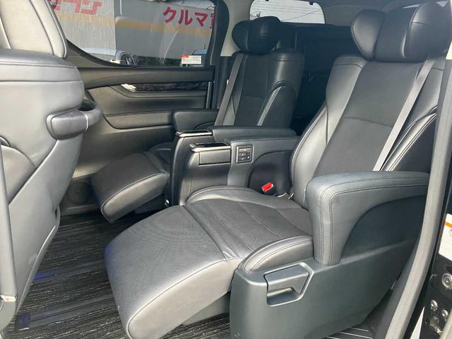 アルファードハイブリッド SR Cパッケージ 寒冷地仕様/4WD/TRDエアロ/衝突軽減/エンジンスターター/アルパインナビ/フルセグTV/Bluetooth/DVD再生/フリップダウンモニタ/バックカメラ/ステアリングヒータ/シートヒータ&クー(62枚目)
