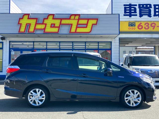 シャトル ハイブリッドＺスタイルエディション　安心パッケージ／衝突軽減ブレーキ／フロントガラス熱線／横滑防止／サイドミラーヒーター／ＥＣＯＮ／カロッツェリアナビ／フルセグＴＶ／Ｂｌｕｅｔｏｏｔｈ／ＤＶＤ再生／バックカメラ／ＬＥＤヘッドライト（6枚目）