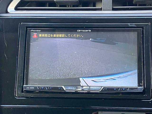 シャトル ハイブリッドＺスタイルエディション　安心パッケージ／衝突軽減ブレーキ／フロントガラス熱線／横滑防止／サイドミラーヒーター／ＥＣＯＮ／カロッツェリアナビ／フルセグＴＶ／Ｂｌｕｅｔｏｏｔｈ／ＤＶＤ再生／バックカメラ／ＬＥＤヘッドライト（14枚目）
