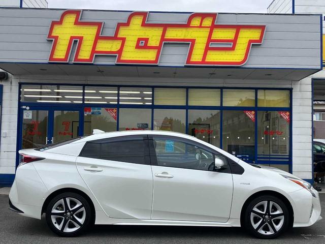プリウス Aプレミアム ツーリングセレクション 4WD/衝突軽減ブレーキ/横滑防止/BSM/寒冷地/フロントガラス熱線/リアフォグ/エンスタ/黒革シート/HUD/クルコン/ナビ/フルセグTV/Bluetooth/DVD/Bカメラ/ドラレコ/ETC/(6枚目)