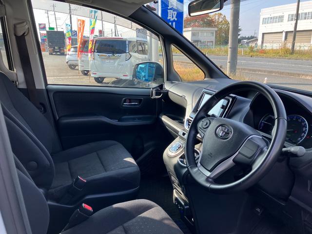 ヴォクシー ハイブリッドV 両側パワースライドドア/モデリスタエアロ/横滑防止/おくだけ充電/リアヒーター/ナビ/Bluetooth/DVD再生/バックカメラ/前席シートヒーター/ビルトインETC/オート電動格納サイドミラー(34枚目)