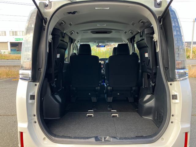 ヴォクシー ハイブリッドV 両側パワースライドドア/モデリスタエアロ/横滑防止/おくだけ充電/リアヒーター/ナビ/Bluetooth/DVD再生/バックカメラ/前席シートヒーター/ビルトインETC/オート電動格納サイドミラー(58枚目)