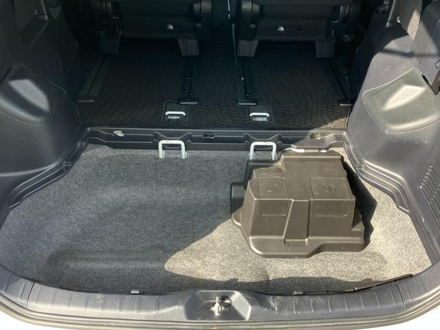 ヴォクシー ハイブリッドV 両側パワースライドドア/モデリスタエアロ/横滑防止/おくだけ充電/リアヒーター/ナビ/Bluetooth/DVD再生/バックカメラ/前席シートヒーター/ビルトインETC/オート電動格納サイドミラー(59枚目)