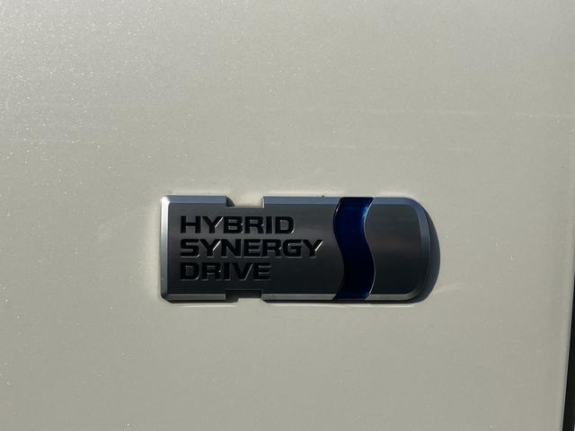 ヴォクシー ハイブリッドV 両側パワースライドドア/モデリスタエアロ/横滑防止/おくだけ充電/リアヒーター/ナビ/Bluetooth/DVD再生/バックカメラ/前席シートヒーター/ビルトインETC/オート電動格納サイドミラー(68枚目)