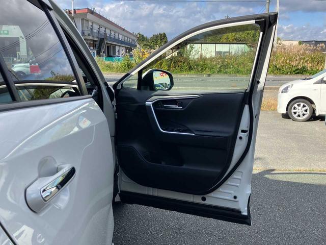 ＲＡＶ４ ハイブリッドＧ　ハイブリッド４ＷＤ／モデリスタ／レザー／１オーナ／ＢＳＭ／寒冷地／フロントガラス熱線／リアフォグ／衝突軽減／横滑防止／前席シートヒータ／自動バックドア／ナビ／フルセグ／ブルートゥース／ＤＶＤ／Ｂカメラ（34枚目）