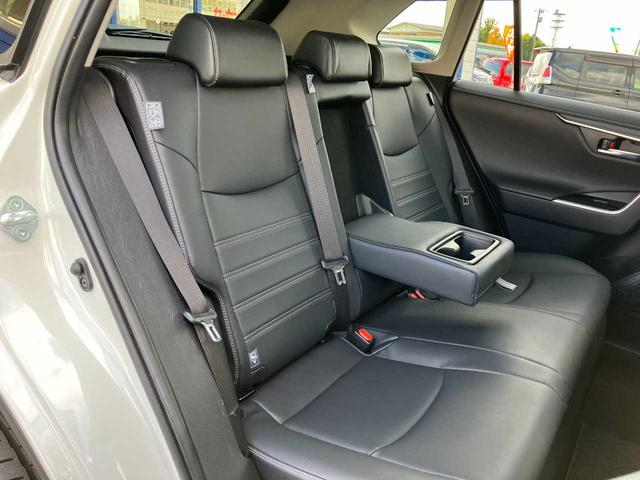 ＲＡＶ４ ハイブリッドＧ　ハイブリッド４ＷＤ／モデリスタ／レザー／１オーナ／ＢＳＭ／寒冷地／フロントガラス熱線／リアフォグ／衝突軽減／横滑防止／前席シートヒータ／自動バックドア／ナビ／フルセグ／ブルートゥース／ＤＶＤ／Ｂカメラ（37枚目）