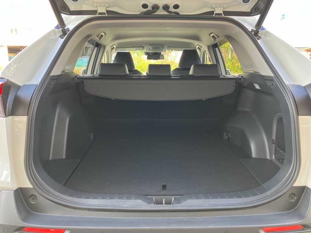ＲＡＶ４ ハイブリッドＧ　ハイブリッド４ＷＤ／モデリスタ／レザー／１オーナ／ＢＳＭ／寒冷地／フロントガラス熱線／リアフォグ／衝突軽減／横滑防止／前席シートヒータ／自動バックドア／ナビ／フルセグ／ブルートゥース／ＤＶＤ／Ｂカメラ（42枚目）