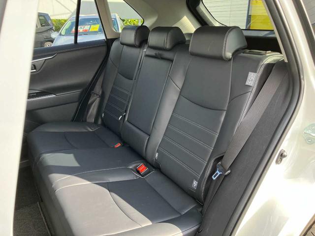 ＲＡＶ４ ハイブリッドＧ　ハイブリッド４ＷＤ／モデリスタ／レザー／１オーナ／ＢＳＭ／寒冷地／フロントガラス熱線／リアフォグ／衝突軽減／横滑防止／前席シートヒータ／自動バックドア／ナビ／フルセグ／ブルートゥース／ＤＶＤ／Ｂカメラ（53枚目）