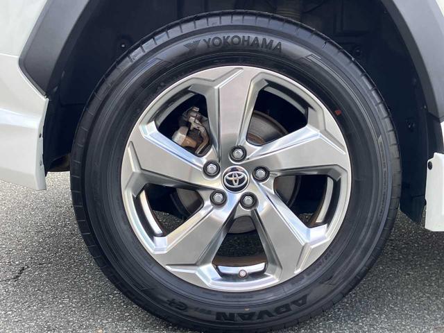 ＲＡＶ４ ハイブリッドＧ　ハイブリッド４ＷＤ／モデリスタ／レザー／１オーナ／ＢＳＭ／寒冷地／フロントガラス熱線／リアフォグ／衝突軽減／横滑防止／前席シートヒータ／自動バックドア／ナビ／フルセグ／ブルートゥース／ＤＶＤ／Ｂカメラ（64枚目）