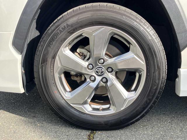 ＲＡＶ４ ハイブリッドＧ　ハイブリッド４ＷＤ／モデリスタ／レザー／１オーナ／ＢＳＭ／寒冷地／フロントガラス熱線／リアフォグ／衝突軽減／横滑防止／前席シートヒータ／自動バックドア／ナビ／フルセグ／ブルートゥース／ＤＶＤ／Ｂカメラ（66枚目）