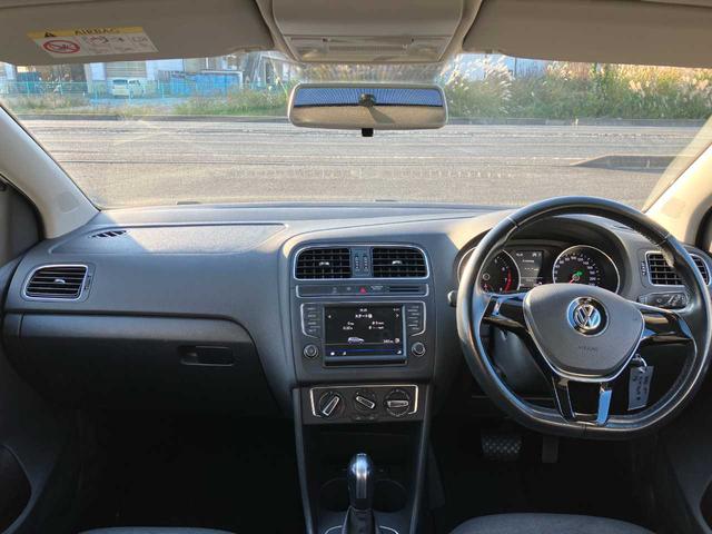 ポロ TSIコンフォートライン 横滑防止/ディスプレイオーディオ/ETC/ブルートゥース/AUX/USB/アイドリングストップ/カーテン&サイドエアバック/社外15インチアルミホイール(2枚目)