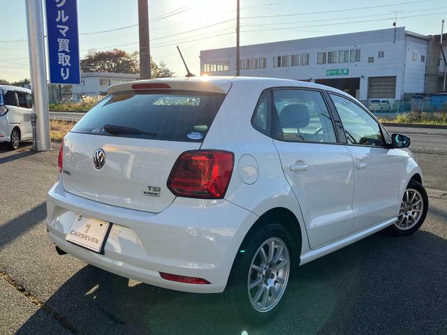 ポロ TSIコンフォートライン 横滑防止/ディスプレイオーディオ/ETC/ブルートゥース/AUX/USB/アイドリングストップ/カーテン&サイドエアバック/社外15インチアルミホイール(3枚目)