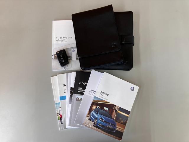 ポロ TSIコンフォートライン 横滑防止/ディスプレイオーディオ/ETC/ブルートゥース/AUX/USB/アイドリングストップ/カーテン&サイドエアバック/社外15インチアルミホイール(11枚目)