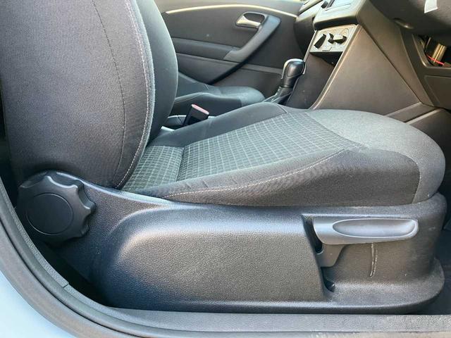 ポロ TSIコンフォートライン 横滑防止/ディスプレイオーディオ/ETC/ブルートゥース/AUX/USB/アイドリングストップ/カーテン&サイドエアバック/社外15インチアルミホイール(24枚目)