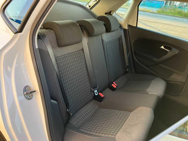 ポロ TSIコンフォートライン 横滑防止/ディスプレイオーディオ/ETC/ブルートゥース/AUX/USB/アイドリングストップ/カーテン&サイドエアバック/社外15インチアルミホイール(27枚目)