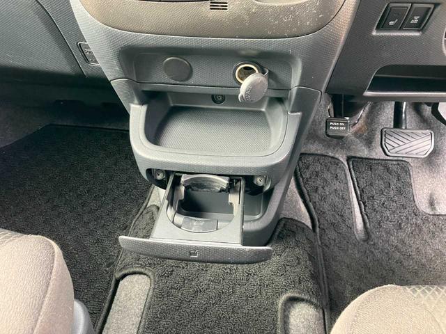 ソリオ S 4WD/シートヒーター/エンスタ/両側パワースライドドア/横滑防止/ナビ/フルセグTV/ブルートゥース/DVD再生/CD/USB/オートライト/フォグランプ/サイドミラーヒーター/電動格納サイドミラー(19枚目)