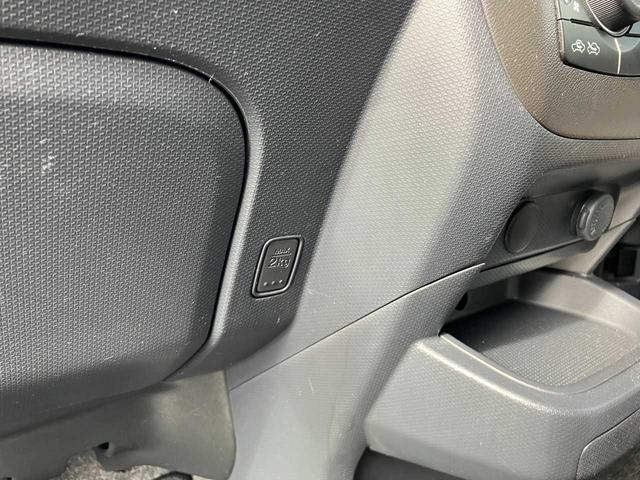 ソリオ S 4WD/シートヒーター/エンスタ/両側パワースライドドア/横滑防止/ナビ/フルセグTV/ブルートゥース/DVD再生/CD/USB/オートライト/フォグランプ/サイドミラーヒーター/電動格納サイドミラー(41枚目)