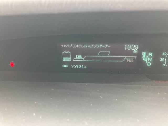 プリウス Ｓ　ワンオーナー／横滑り防止／寒冷地仕様／フロントガラス熱線／リアフォグランプ／フロントフォグランプ／純正１５インチアルミホイール（12枚目）