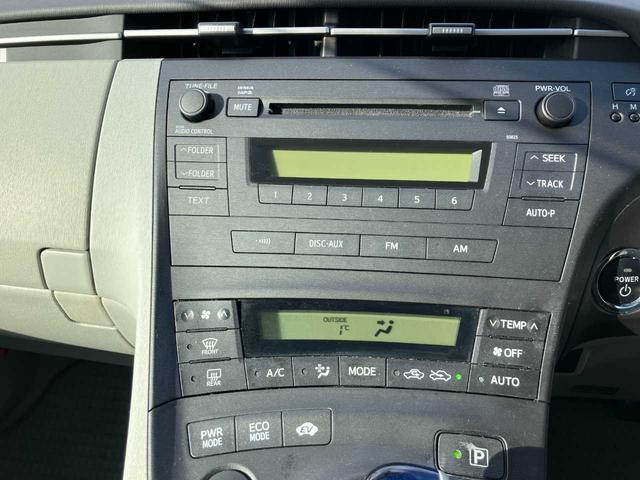 プリウス Ｓ　ワンオーナー／横滑り防止／寒冷地仕様／フロントガラス熱線／リアフォグランプ／フロントフォグランプ／純正１５インチアルミホイール（14枚目）