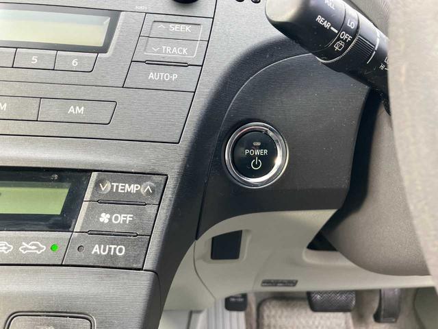 プリウス Ｓ　ワンオーナー／横滑り防止／寒冷地仕様／フロントガラス熱線／リアフォグランプ／フロントフォグランプ／純正１５インチアルミホイール（15枚目）