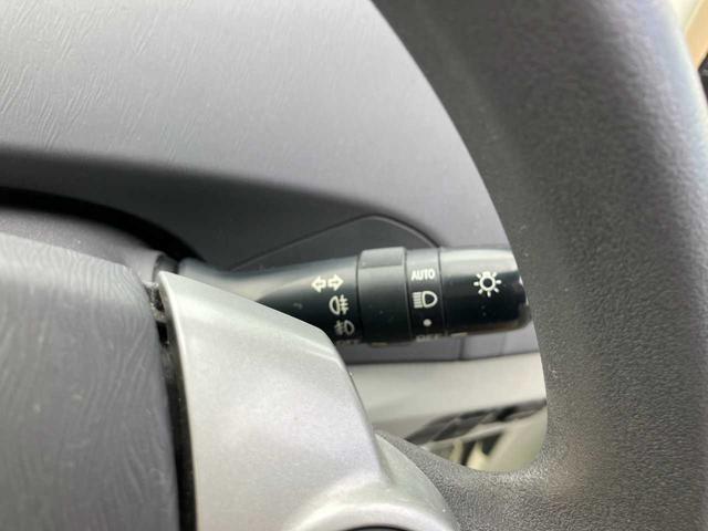 プリウス Ｓ　ワンオーナー／横滑り防止／寒冷地仕様／フロントガラス熱線／リアフォグランプ／フロントフォグランプ／純正１５インチアルミホイール（25枚目）