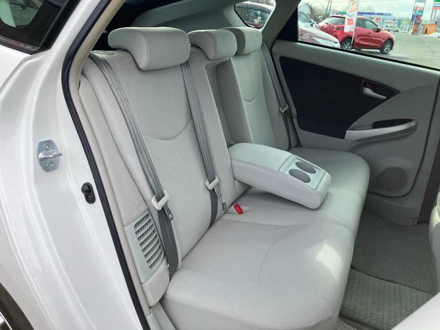 プリウス Ｓ　ワンオーナー／横滑り防止／寒冷地仕様／フロントガラス熱線／リアフォグランプ／フロントフォグランプ／純正１５インチアルミホイール（34枚目）