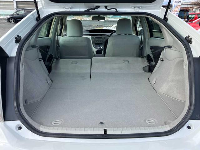 プリウス Ｓ　ワンオーナー／横滑り防止／寒冷地仕様／フロントガラス熱線／リアフォグランプ／フロントフォグランプ／純正１５インチアルミホイール（37枚目）