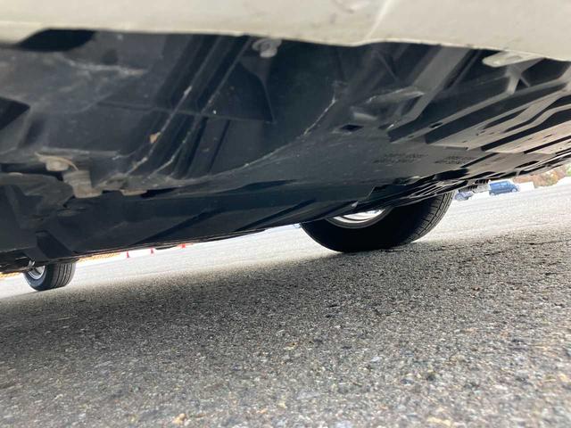 プリウス Ｓ　ワンオーナー／横滑り防止／寒冷地仕様／フロントガラス熱線／リアフォグランプ／フロントフォグランプ／純正１５インチアルミホイール（56枚目）