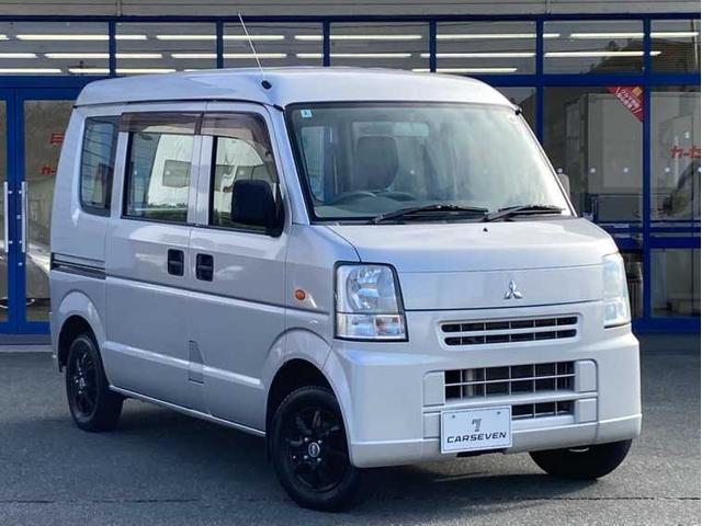 ミニキャブバン Ｍ　切替４ＷＤ／ワンオーナー／５速マニュアル／車検Ｒ９年１月１６日（土）まで／キーレス／社外１２インチアルミホイール／運転席＆助手席エアバック（8枚目）
