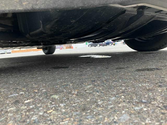 フィットハイブリッド ベースグレード　ハイブリッド／ＥＴＣ／オート電動格納サイドミラー／ナビ／フルセグＴＶ／ＤＶＤ再生／クルーズコントロール／ＥＣＯＮ／キーレス（59枚目）