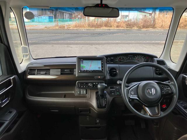 Ｎ－ＢＯＸ Ｌ　衝突軽減ブレーキ／横滑防止／パーキングソナー／前席シートヒーター／ワンオーナー／両側パワースライドドア／ナビ／ブルートゥース／ＣＤ／バックカメラ／ドライブレコーダー／ＬＥＤヘッドライト／フォグランプ（2枚目）