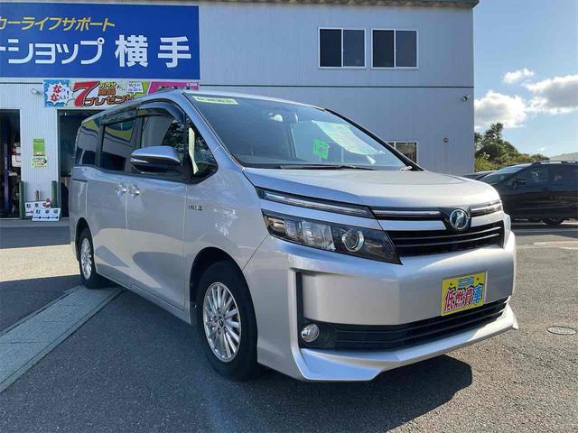 ヴォクシー ハイブリッドＶ　ドライブレコーダー　ＥＴＣ　バックカメラ　ナビ　ＴＶ　オートクルーズコントロール　両側スライド・片側電動　オートライト　ＬＥＤヘッドランプ　スマートキー　アイドリングストップ　電動格納ミラー（14枚目）