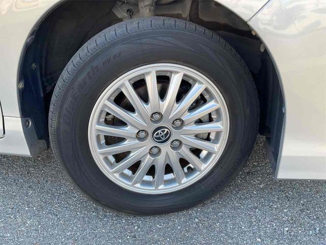 ヴォクシー ハイブリッドＶ　ドライブレコーダー　ＥＴＣ　バックカメラ　ナビ　ＴＶ　オートクルーズコントロール　両側スライド・片側電動　オートライト　ＬＥＤヘッドランプ　スマートキー　アイドリングストップ　電動格納ミラー（32枚目）