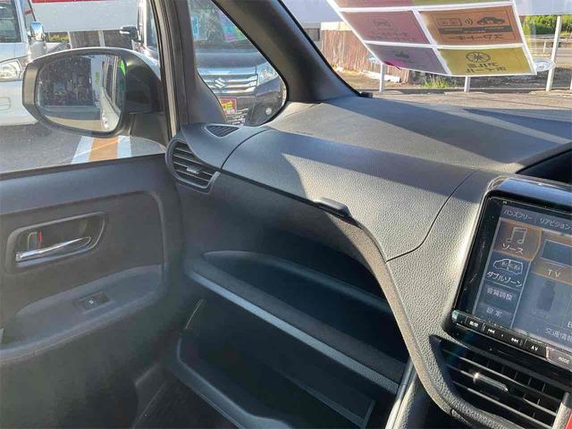 ヴォクシー ハイブリッドＶ　ドライブレコーダー　ＥＴＣ　バックカメラ　ナビ　ＴＶ　オートクルーズコントロール　両側スライド・片側電動　オートライト　ＬＥＤヘッドランプ　スマートキー　アイドリングストップ　電動格納ミラー（65枚目）