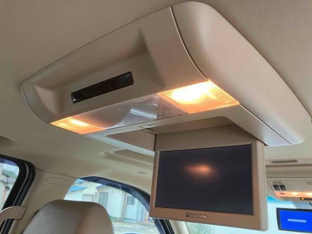 シボレーアバランチ ＬＴＺ　フリップダウンモニター　オートクルーズコントロール　ナビ　ＴＶ　バックカメラ　キーレスエントリー　電動格納ミラー　シートヒーター　シートエアコン　オートライト　アルミホイール　ＥＳＣ（9枚目）