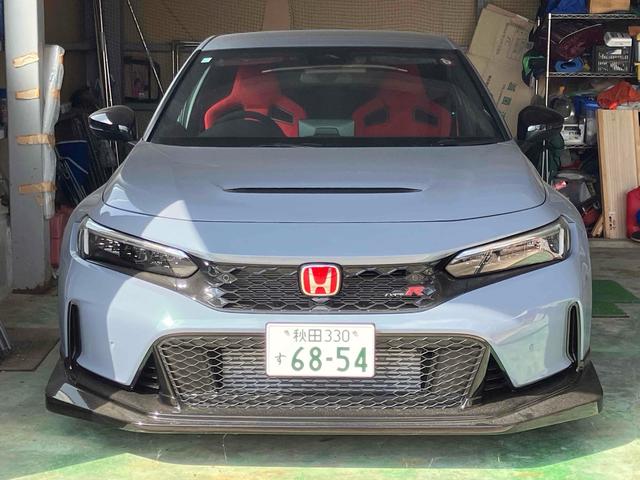 シビック タイプＲ　バックカメラ　ナビ　ＴＶ　クリアランスソナー　オートクルーズコントロール　レーンアシスト　衝突被害軽減システム　アルミホイール　オートライト　ＬＥＤヘッドランプ　スマートキー　電動格納ミラー　ＭＴ（12枚目）