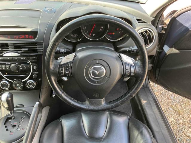 ＲＸ－８ タイプＥ　ドライブレコーダー　ＥＴＣ　オートクルーズコントロール　ＡＴ　ＨＩＤ　スマートキー　電動格納ミラー　アルミホイール　パワーシート　盗難防止システム　衝突安全ボディ　ＡＢＳ　ＥＳＣ　ＣＤ　ＭＤ　カセット（3枚目）