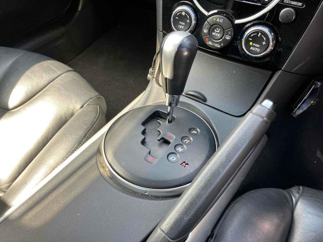 ＲＸ－８ タイプＥ　ドライブレコーダー　ＥＴＣ　オートクルーズコントロール　ＡＴ　ＨＩＤ　スマートキー　電動格納ミラー　アルミホイール　パワーシート　盗難防止システム　衝突安全ボディ　ＡＢＳ　ＥＳＣ　ＣＤ　ＭＤ　カセット（7枚目）
