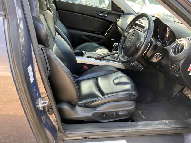 ＲＸ－８ タイプＥ　ドライブレコーダー　ＥＴＣ　オートクルーズコントロール　ＡＴ　ＨＩＤ　スマートキー　電動格納ミラー　アルミホイール　パワーシート　盗難防止システム　衝突安全ボディ　ＡＢＳ　ＥＳＣ　ＣＤ　ＭＤ　カセット（21枚目）