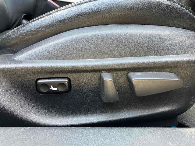 ＲＸ－８ タイプＥ　ドライブレコーダー　ＥＴＣ　オートクルーズコントロール　ＡＴ　ＨＩＤ　スマートキー　電動格納ミラー　アルミホイール　パワーシート　盗難防止システム　衝突安全ボディ　ＡＢＳ　ＥＳＣ　ＣＤ　ＭＤ　カセット（30枚目）