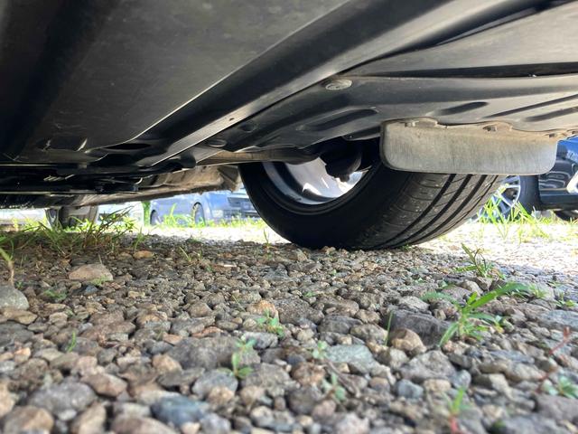 ＲＸ－８ タイプＥ　ドライブレコーダー　ＥＴＣ　オートクルーズコントロール　ＡＴ　ＨＩＤ　スマートキー　電動格納ミラー　アルミホイール　パワーシート　盗難防止システム　衝突安全ボディ　ＡＢＳ　ＥＳＣ　ＣＤ　ＭＤ　カセット（36枚目）